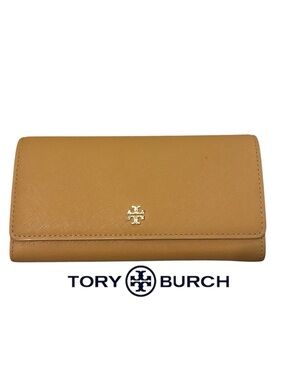 Tory Burch Emerson Envelope
Continental Wallet